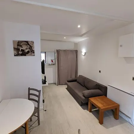 Studio In Heart Of Montmartre Sacre Coeur *